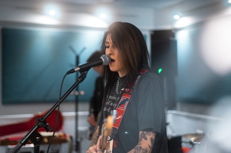 Women are still missing in the music industry, especially behind the scenes